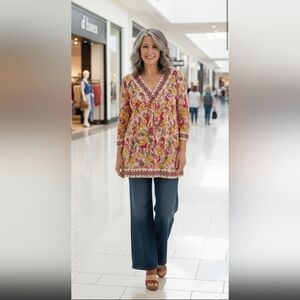 EUC JM COLLECTION Multicolor Floral V-Neck Blouse